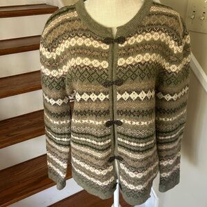 Vintage Cambridge Dry Goods Green Beige Cardigan L Metal Clasps Wool Grandmacore